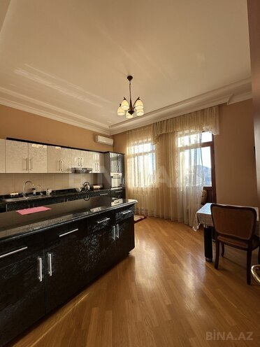 Продаётся 18-комн. дом/дача 1 400 м², пос. Новханы, photo 13 from 32