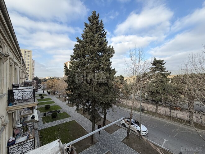 Satılır 3 otaqlı köhnə tikili 70 m², Bakıxanov q., photo 16 from 22