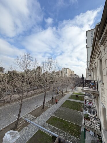 Satılır 3 otaqlı köhnə tikili 70 m², Bakıxanov q., photo 17 from 22