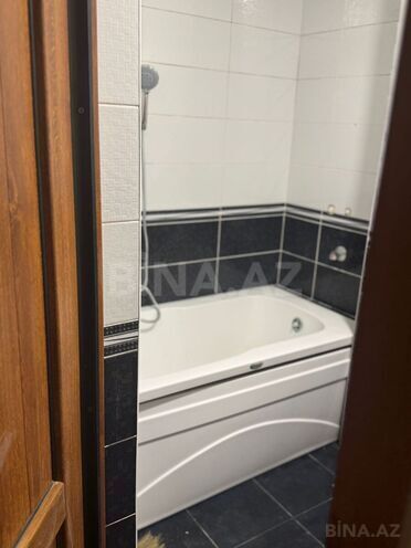 Сдаётся 3-комн. вторичка 70 м², м. Низами, photo 9 from 15