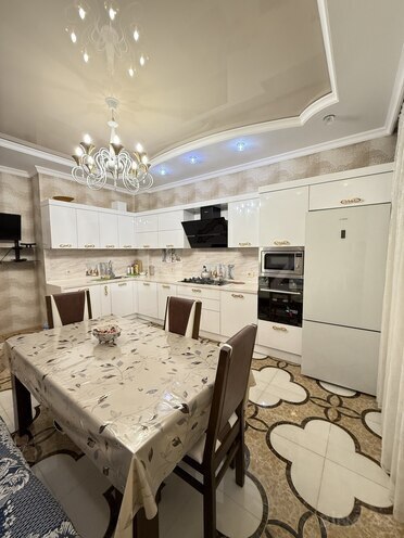 İcarəyə verilir 3 otaqlı yeni tikili 145 m², Nərimanov r., photo 9 from 14