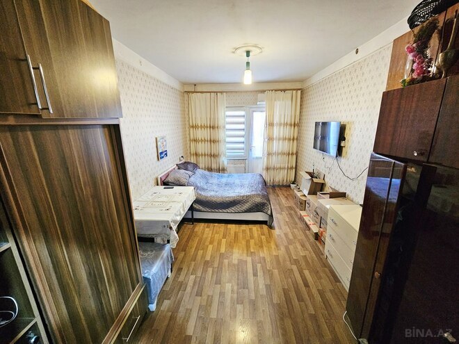 Satılır 2 otaqlı köhnə tikili 35 m², İnşaatçılar m., photo 3 from 12