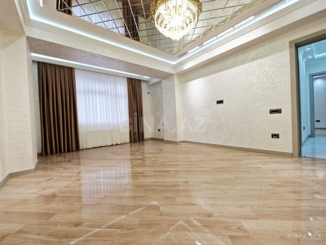 Продаётся 3-комн. новостройка 110 м², м. Кара Караев, photo 3 from 24