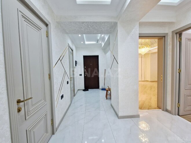 Продаётся 3-комн. новостройка 110 м², м. Кара Караев, photo 17 from 24