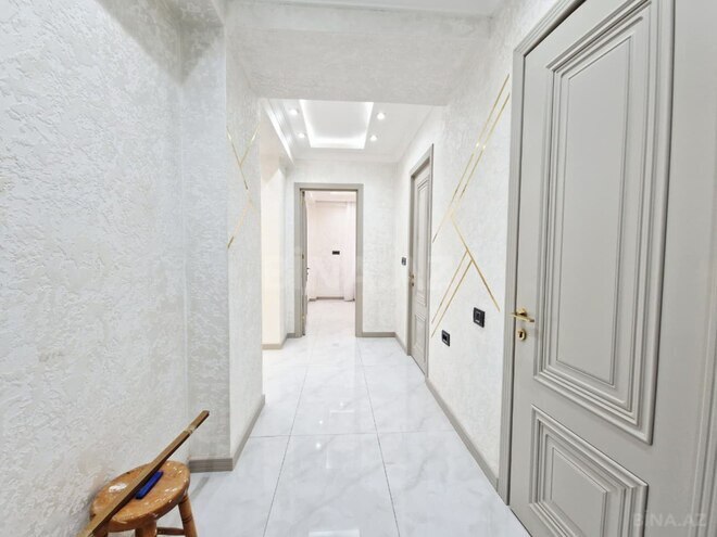 Продаётся 3-комн. новостройка 110 м², м. Кара Караев, photo 16 from 24