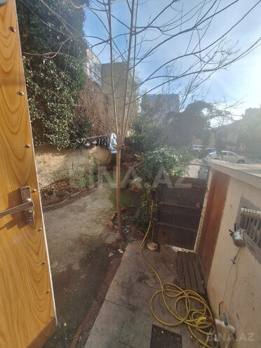 Satılır 3 otaqlı köhnə tikili 70 m², Massiv D q., photo 15 from 16