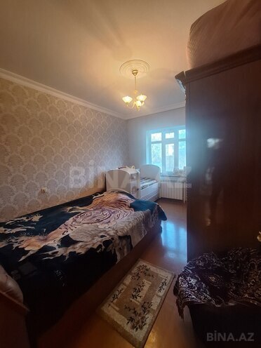 Satılır 3 otaqlı köhnə tikili 70 m², Massiv D q., photo 9 from 16