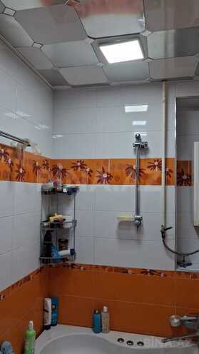 Satılır 4 otaqlı köhnə tikili 100 m², İnşaatçılar m., photo 12 from 18