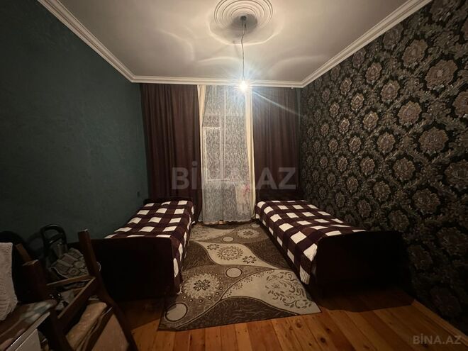 Satılır 4 otaqlı köhnə tikili 100 m², Xalqlar Dostluğu m., photo 6 from 18