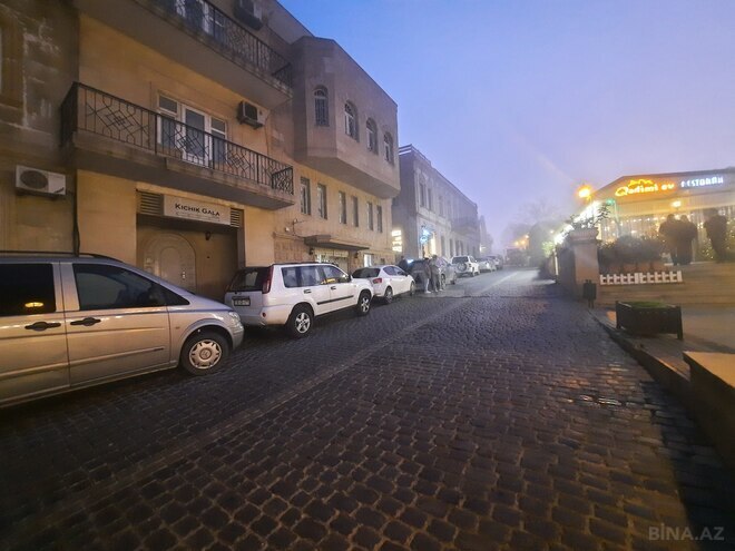 Satılır 3 otaqlı köhnə tikili 105 m², İçəri Şəhər m., photo 18 from 19