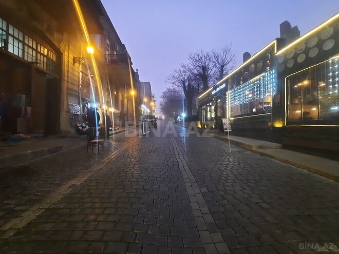 Satılır 3 otaqlı köhnə tikili 105 m², İçəri Şəhər m., photo 17 from 19