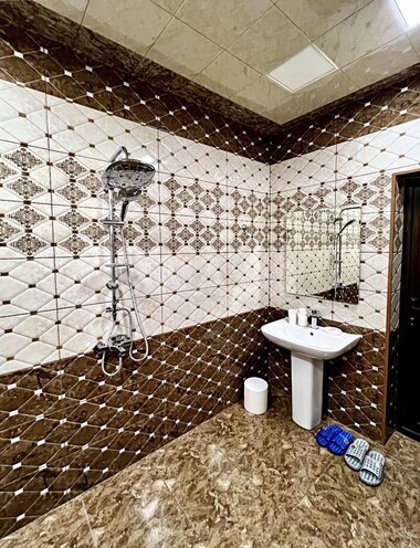 İcarəyə verilir 5 otaqlı həyət evi/bağ evi 200 m², photo 13 from 18