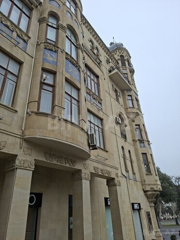 Satılır 4 otaqlı köhnə tikili 105 m², İçəri Şəhər m., photo 9 from 21