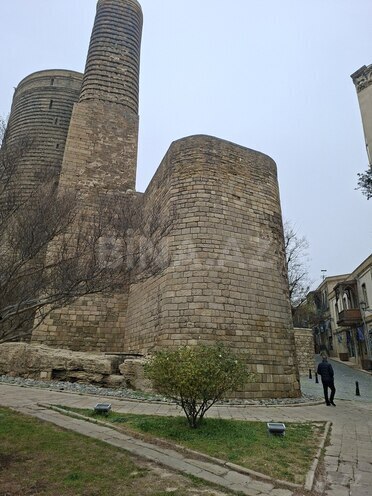 Satılır 4 otaqlı köhnə tikili 105 m², İçəri Şəhər m., photo 3 from 21