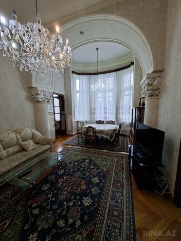Satılır 4 otaqlı köhnə tikili 105 m², İçəri Şəhər m., photo 10 from 21