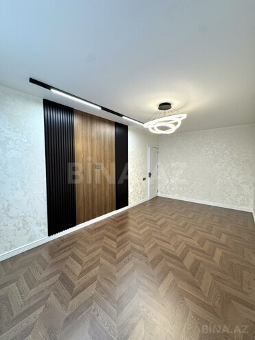 Продаётся 3-комн. вторичка 70 м², м. Ази Асланов, photo 3 from 14