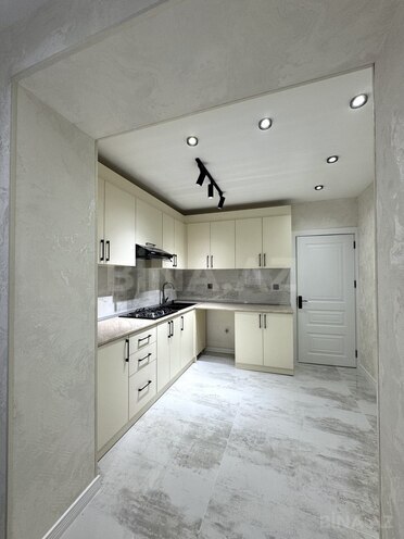 Продаётся 3-комн. вторичка 70 м², м. Ази Асланов, photo 5 from 14