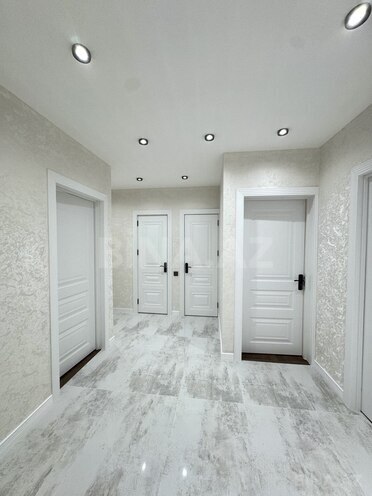 Продаётся 3-комн. вторичка 70 м², м. Ази Асланов, photo 11 from 14