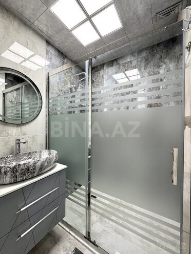 Продаётся 3-комн. вторичка 70 м², м. Ази Асланов, photo 12 from 14