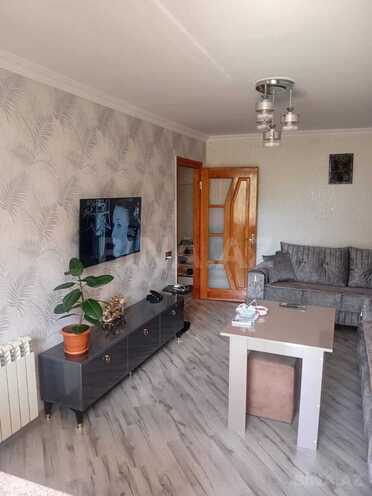 Satılır 2 otaqlı köhnə tikili 45 m², Qara Qarayev m., photo 4 from 13