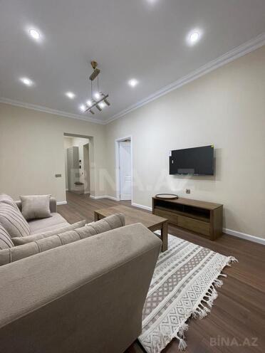 Продаётся 2-комн. вторичка 60 м², м. Элмляр Академиясы, photo 5 from 18