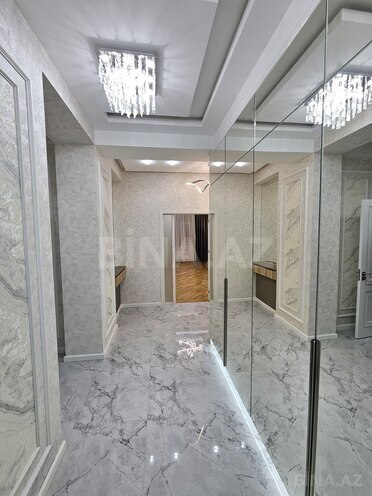 Продаётся 3-комн. новостройка 120 м², м. Кара Караев, photo 3 from 13