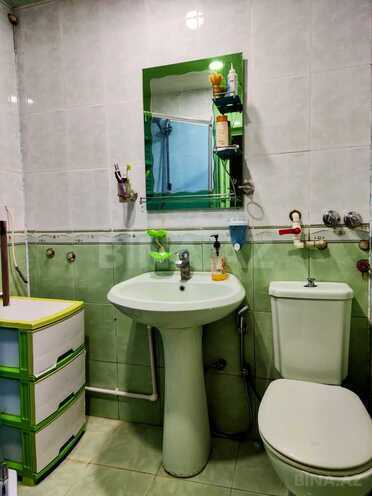 Satılır 2 otaqlı köhnə tikili 48 m², Qara Qarayev m., photo 10 from 13