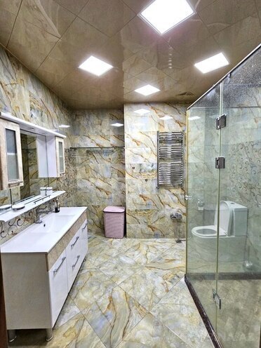 Продаётся 4-комн. новостройка 200 м², м. Элмляр Академиясы, photo 13 from 18