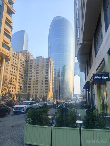 Сдаётся 2-комн. вторичка 90 м², м. 28 мая, photo 1 from 26