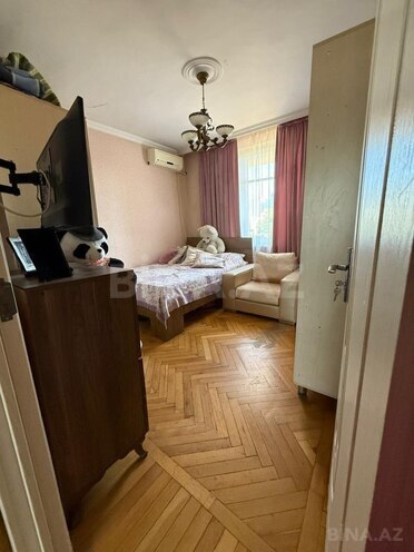 Продаётся 3-комн. вторичка 70 м², Насиминский  р., photo 6 from 13
