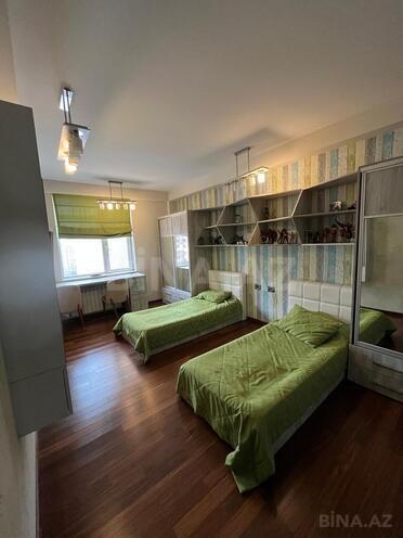 Продаётся 4-комн. новостройка 183 м², м. Низами, photo 6 from 16