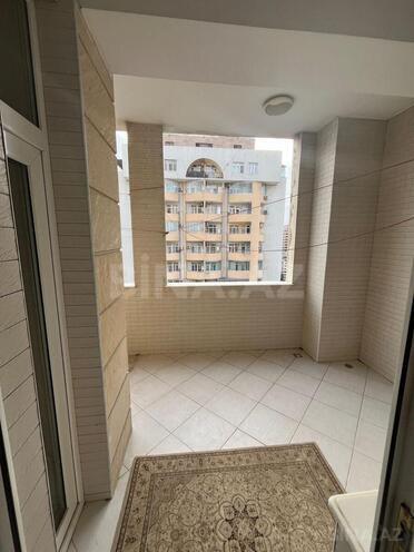 Продаётся 4-комн. новостройка 205 м², м. Элмляр Академиясы, photo 19 from 27