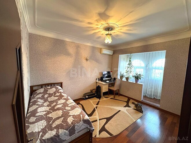 Продаётся 3-комн. вторичка 85 м², м. Кара Караев, photo 3 from 18