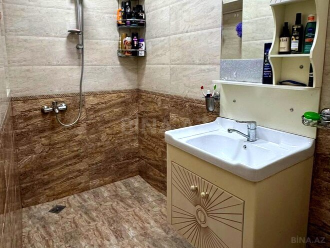 Продаётся 3-комн. вторичка 85 м², м. Кара Караев, photo 16 from 18