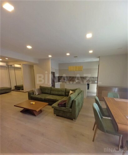 Сдаётся 3-комн. новостройка 120 м², м. Низами, photo 6 from 24