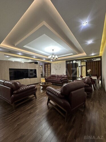 Satılır 3 otaqlı yeni tikili 175 m², Nizami m., photo 1 from 26