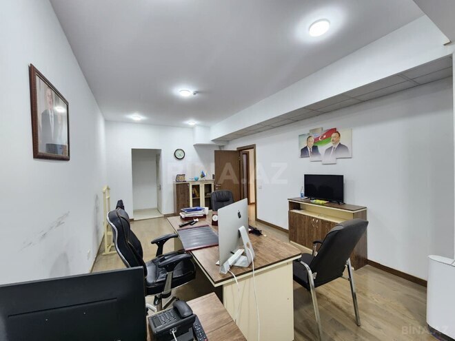 Сдаётся 7-комн. офис 380 м², м. Низами, photo 16 from 19