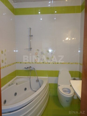 Сдаётся 3-комн. новостройка 145 м², м. Низами, photo 15 from 17