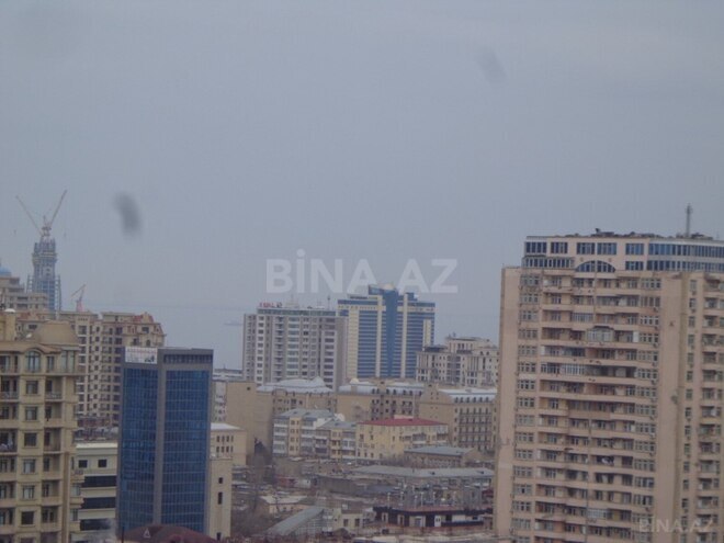 Сдаётся 3-комн. новостройка 145 м², м. Низами, photo 12 from 17