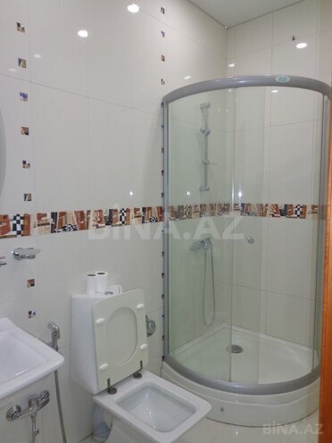 Сдаётся 3-комн. новостройка 145 м², м. Низами, photo 4 from 17