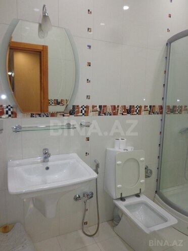Сдаётся 3-комн. новостройка 145 м², м. Низами, photo 5 from 17