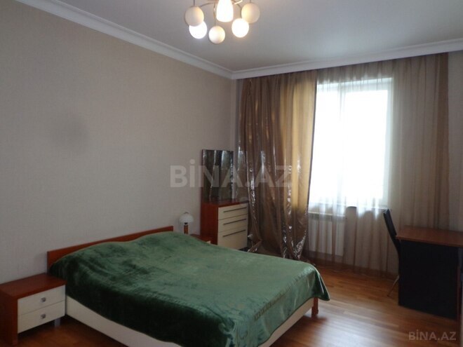 Сдаётся 3-комн. новостройка 145 м², м. Низами, photo 8 from 17