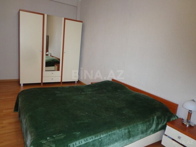Сдаётся 3-комн. новостройка 145 м², м. Низами, photo 9 from 17