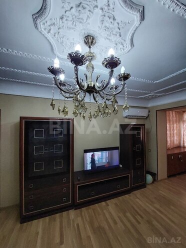 İcarəyə verilir 2 otaqlı köhnə tikili 55 m², İnşaatçılar m., photo 3 from 22