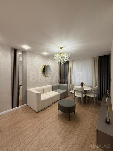 Продаётся 2-комн. вторичка 50 м², м. Элмляр Академиясы, photo 1 from 11