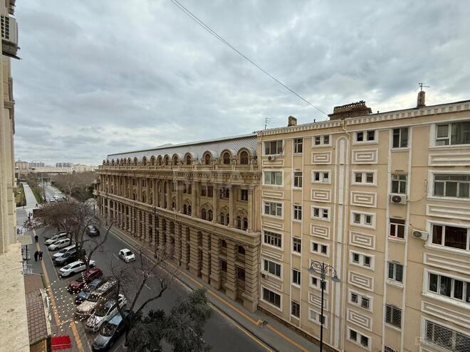 Продаётся 3-комн. новостройка 150 м², Насиминский  р., photo 5 from 22