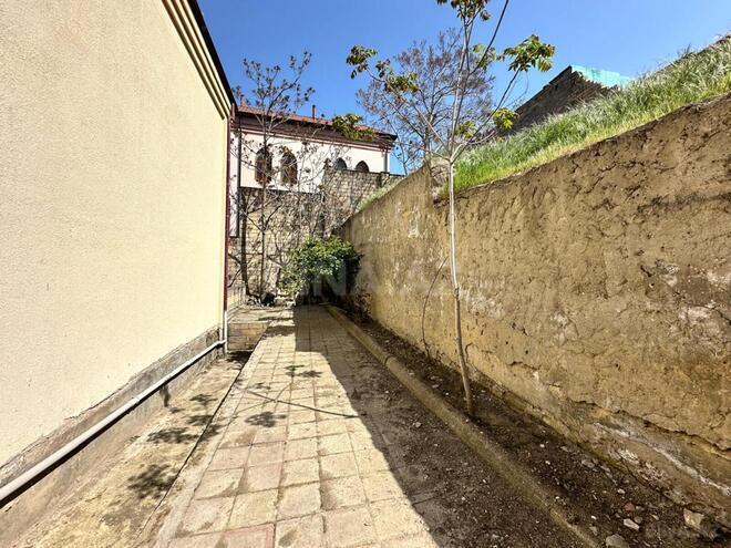 Satılır 7 otaqlı həyət evi/bağ evi 600 m², Qara Qarayev m., photo 25 from 26