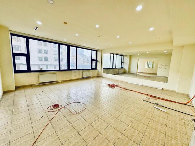 Сдаётся 15-комн. офис 1 000 м², м. Гянджлик, photo 21 from 31