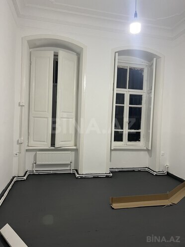 Сдаётся 4-комн. вторичка 130 м², м. Сахил, photo 9 from 32