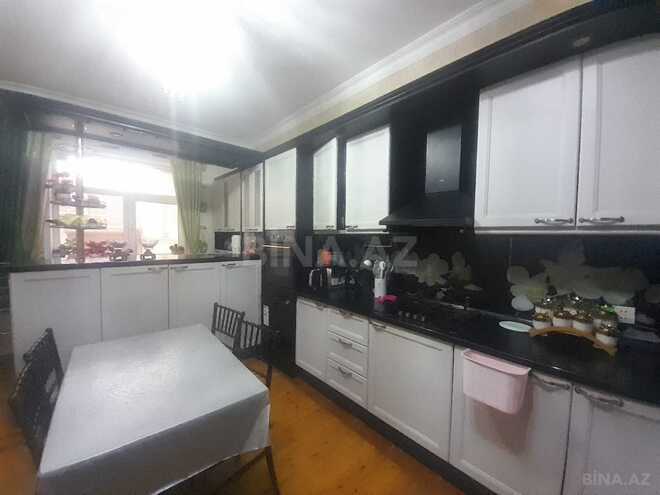 Satılır 8 otaqlı həyət evi/bağ evi 550 m², Novxanı q., photo 24 from 32